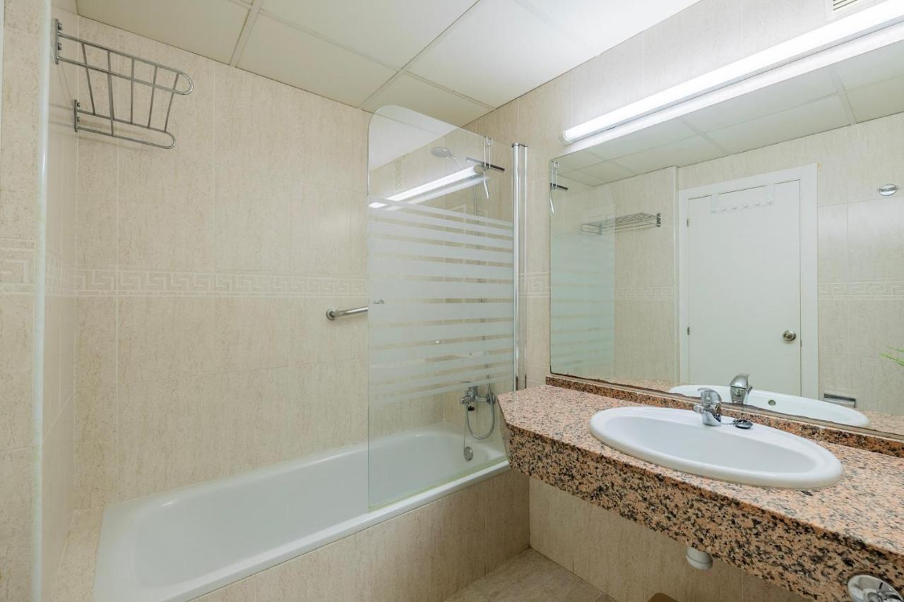 Uhc Michelangelo Apartments Salou Eksteriør billede