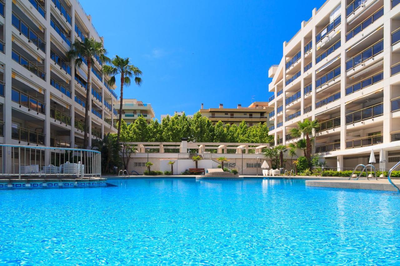 Uhc Michelangelo Apartments Salou Eksteriør billede